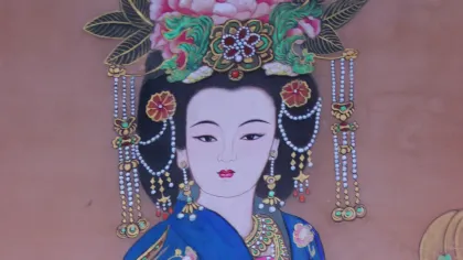 Empress Wei — silk portrait by Xiang Li